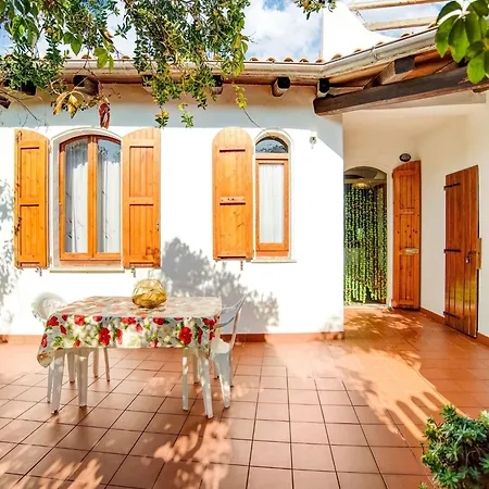 Cozy Sardinian With Garden Valledoria (Sardinia)