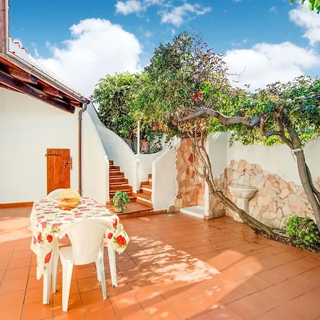 Cozy Sardinian With Garden Villa *