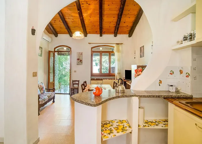 Cozy Sardinian With Garden Villa *